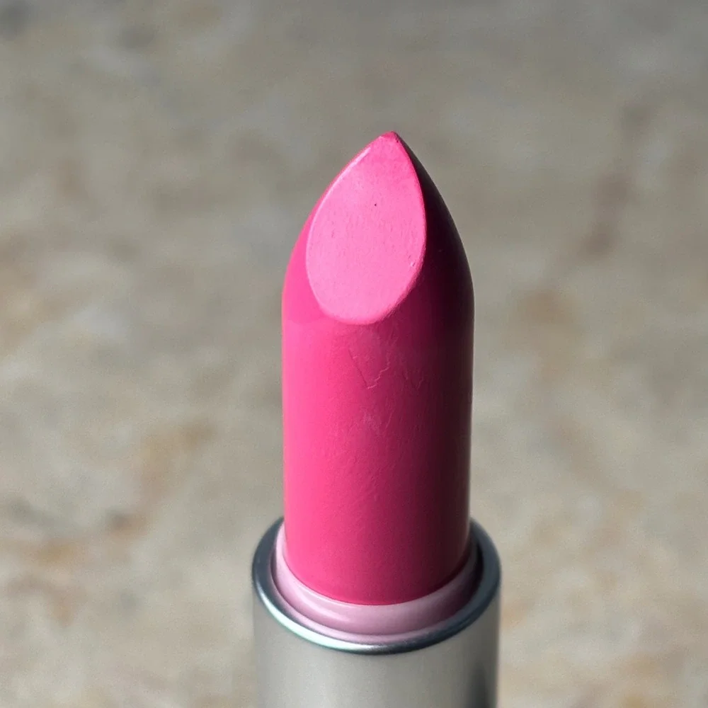 MAC Matte Lipstick Silly A13 Bright Pink Matte Finish Bold Lip